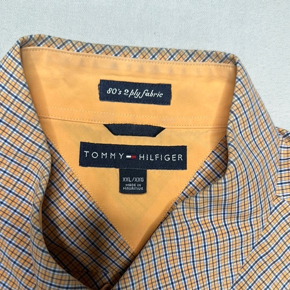 Tommy Hilfiger Men's Orange/Blue Patterned Button Down Shirt - Picture 3 of 8
